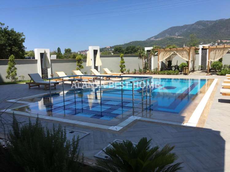 OBA'DA FULL AKTİVİTELİ SİTE İÇERİSİNDE SIFIR EŞYALI 1+1 SATILIK SIFIR DAİRE